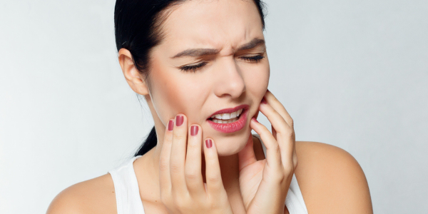 B&oacute;l wszystkich zęb&oacute;w